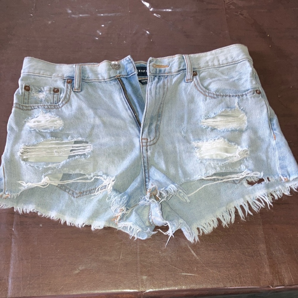 Aeropostale Aero size 4 Blue Distressed Jean Shorts EUC -like new